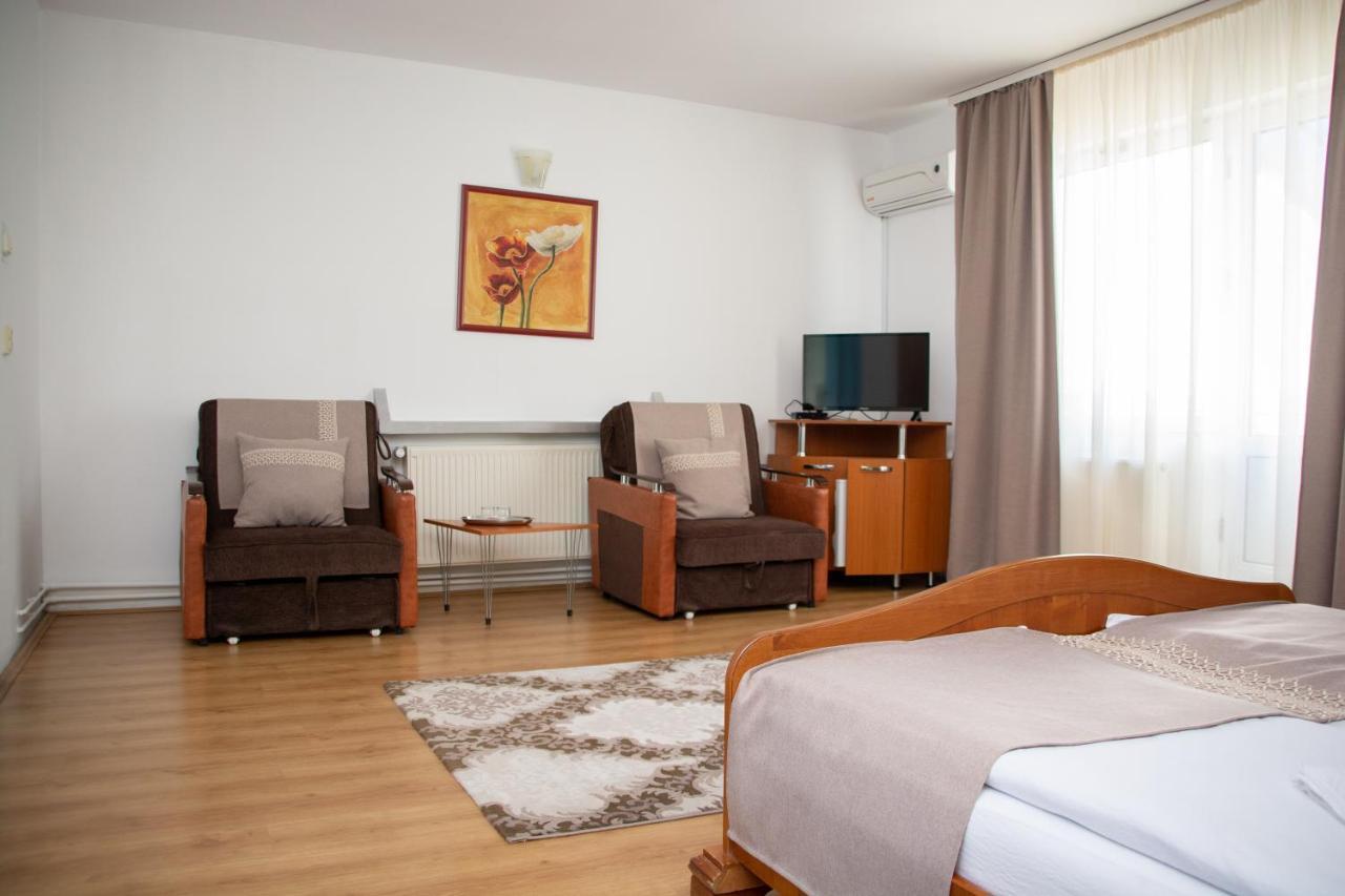 Motel Via Targu Mures Cristesti  Экстерьер фото