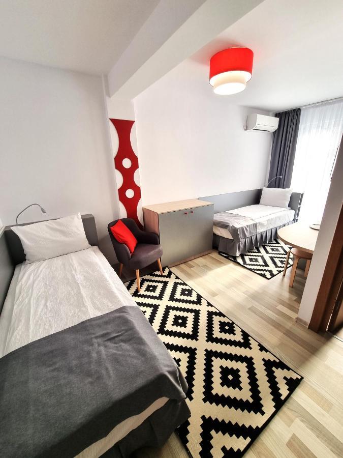 Motel Via Targu Mures Cristesti  Экстерьер фото